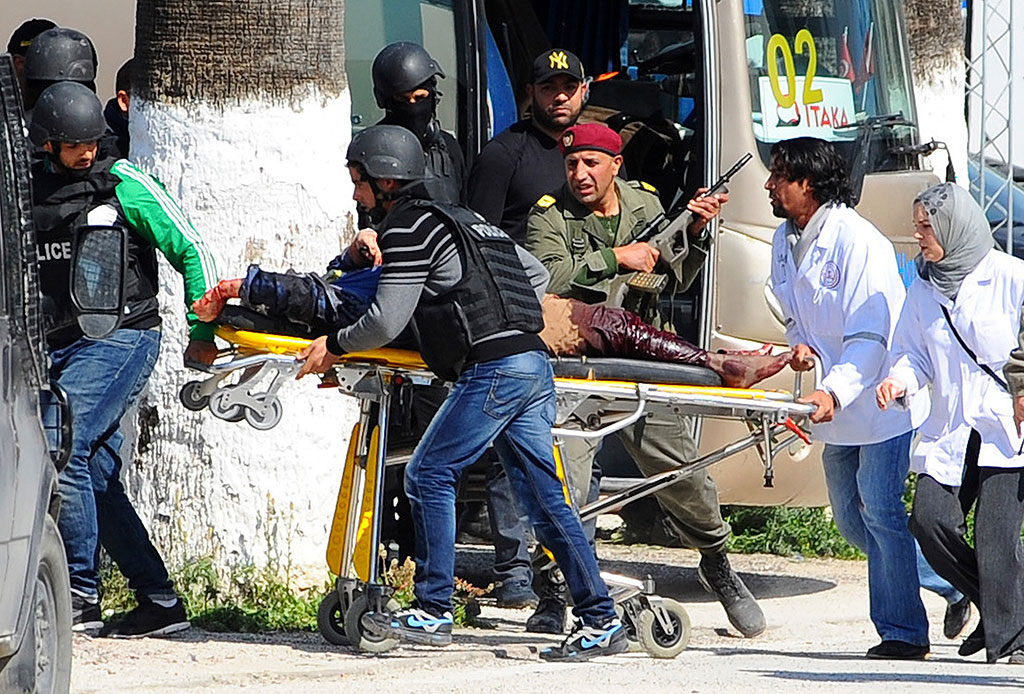 ISIS se adjudica mortífero ataque terrorista en Túnez