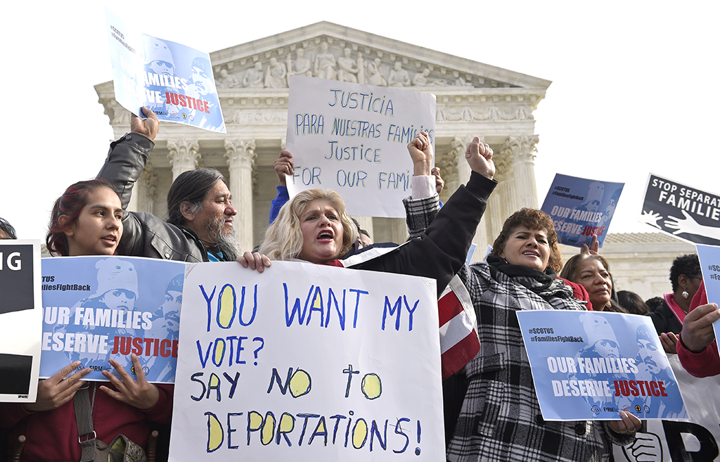 Activistas proinmigrantes dicen confiar en Corte Suprema