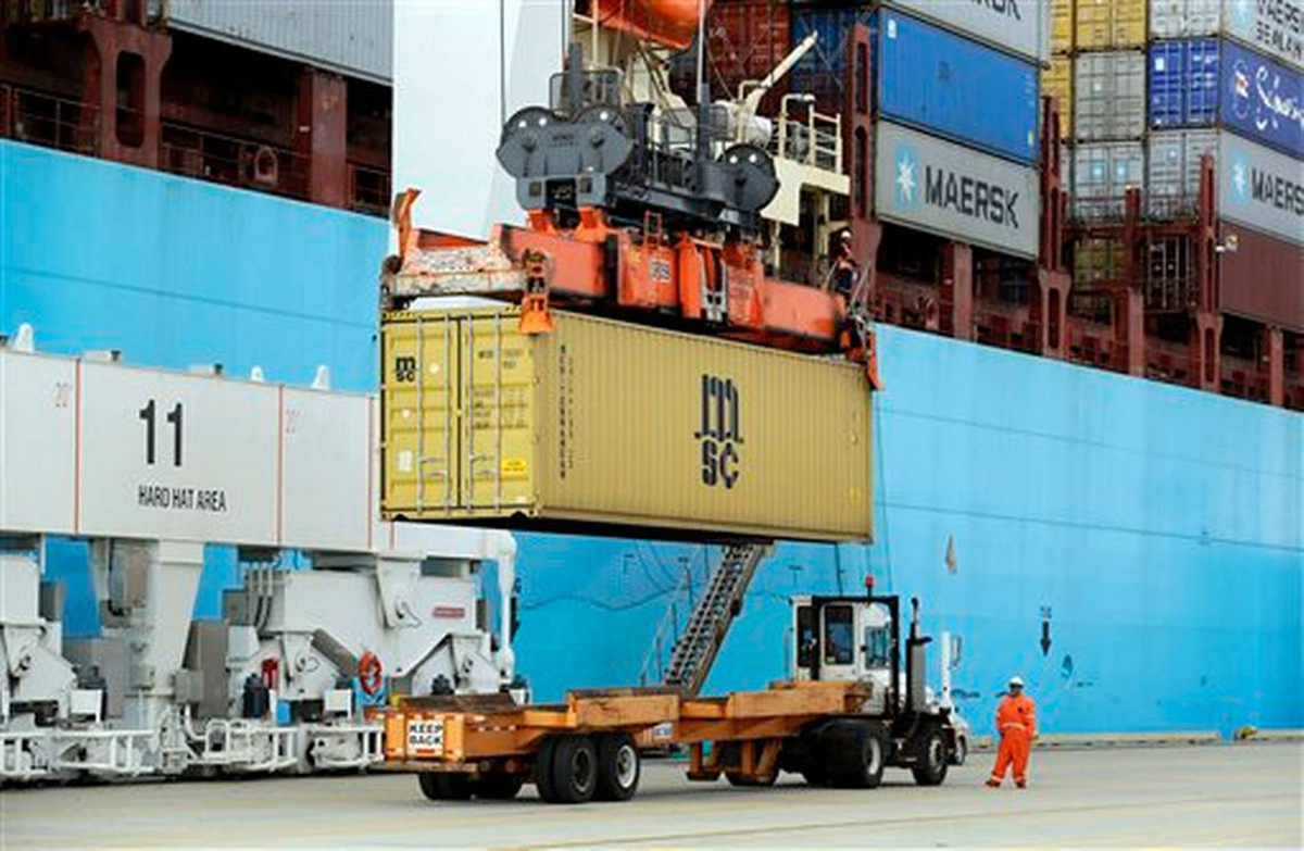 Déficit comercial de Estados Unidos se redujo 2,3% en mayo