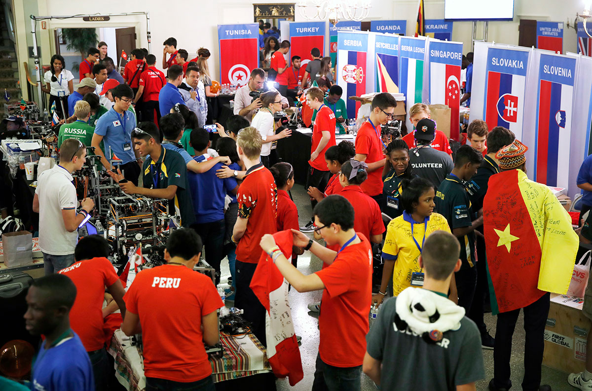 En desafío mundial de robots el ganador fue la cooperación