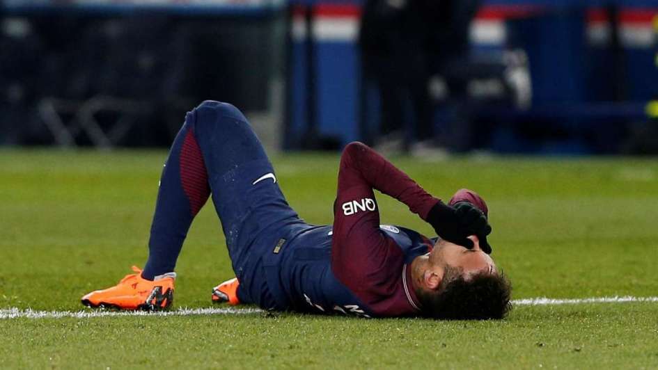 PSG: Neymar no será operado y podría jugar contra Madrid