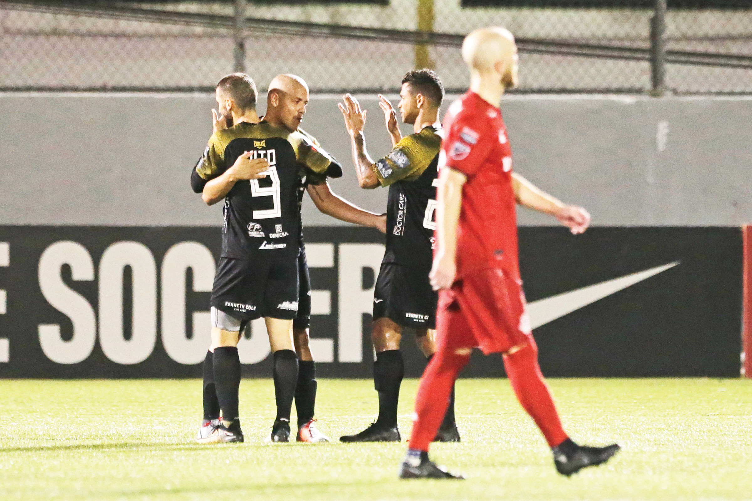 Mágico debut para el CAI en Liga de Campeones