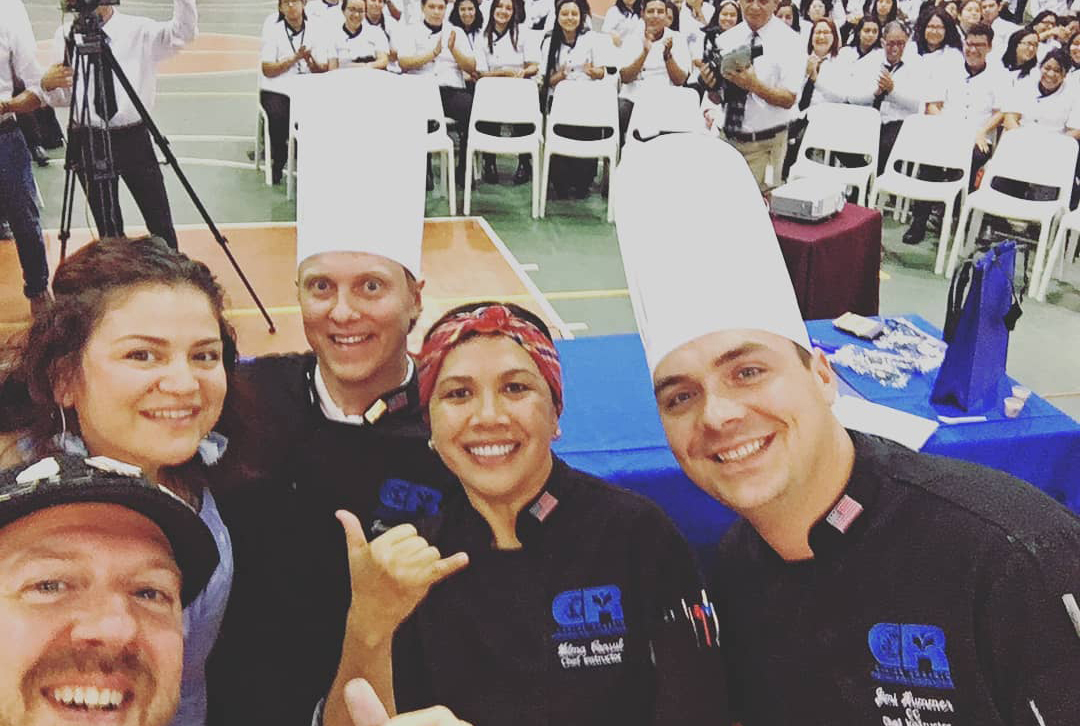 Escuela Carlos Rosario retorna tras histórica visita