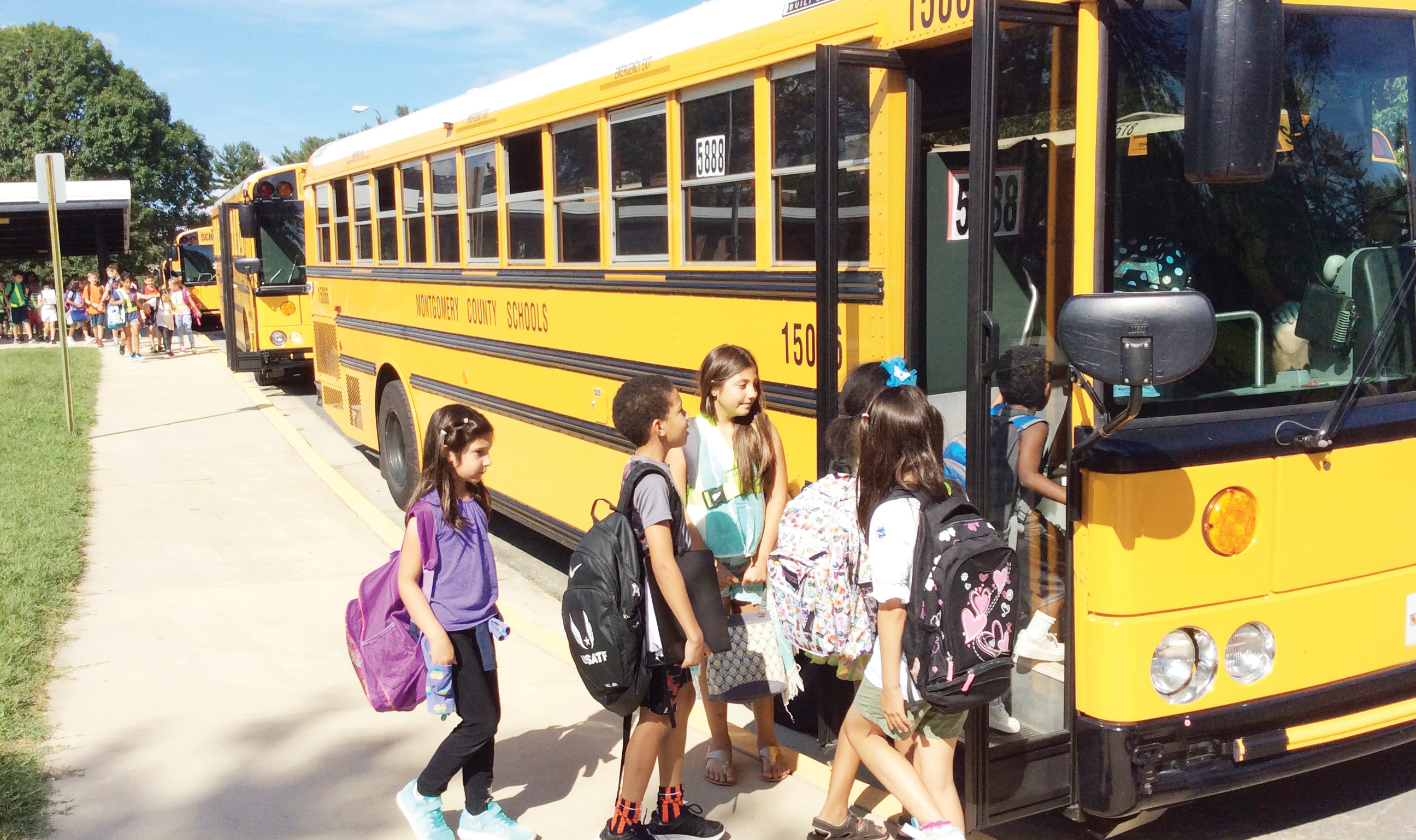 Programan mejoras a 800 buses escolares