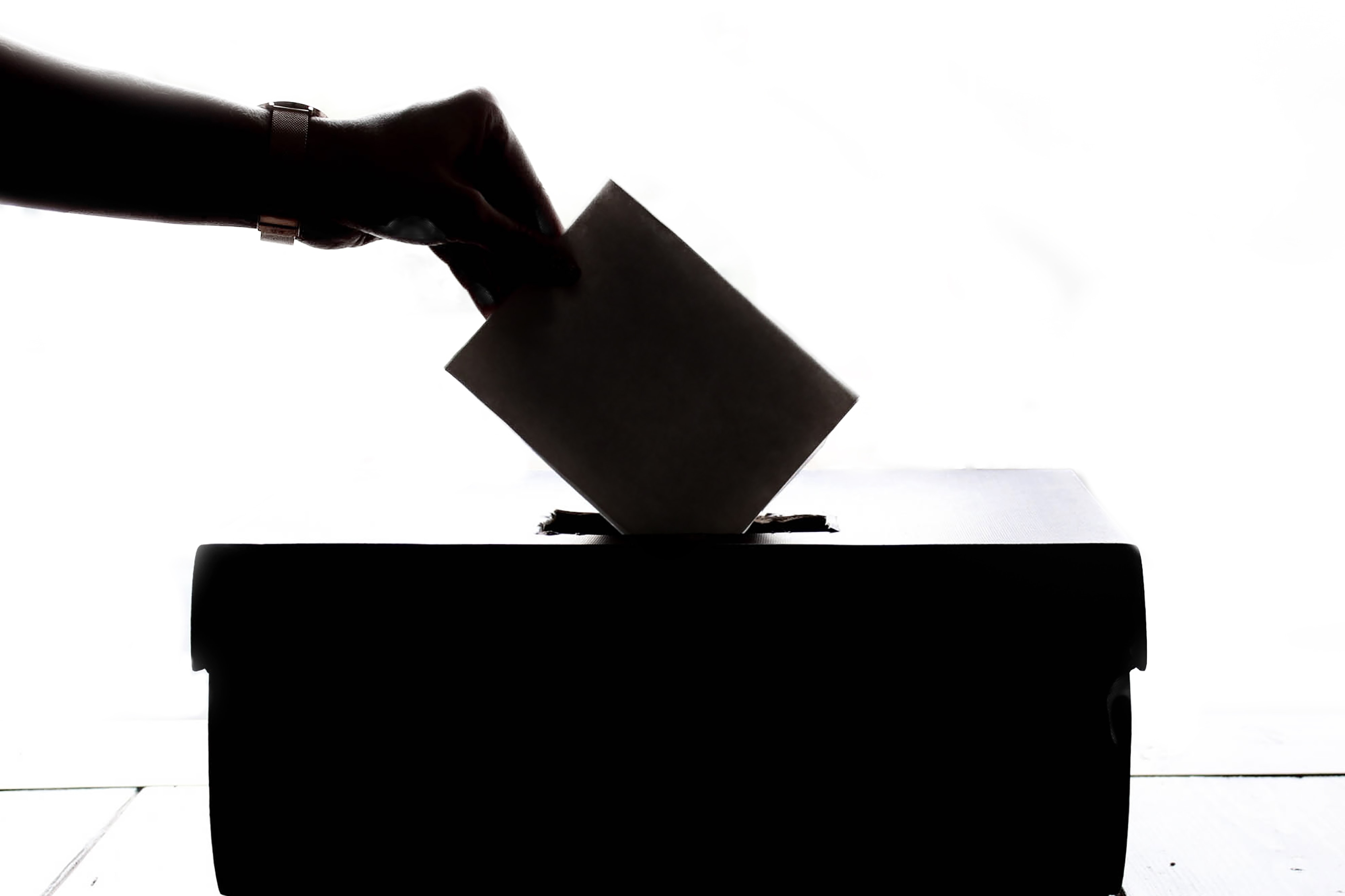 Peruanos salen a votar el domingo 26 en DC