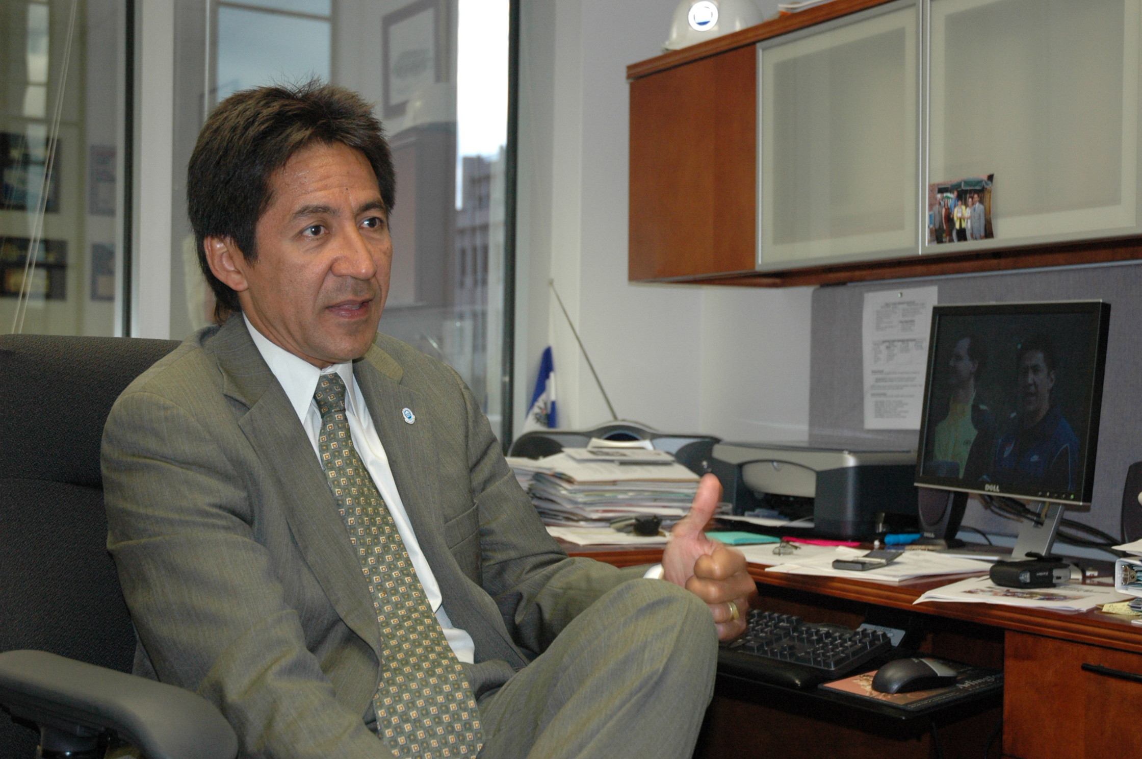 Walter Tejada: Si no votamos habrá más ataques de odio