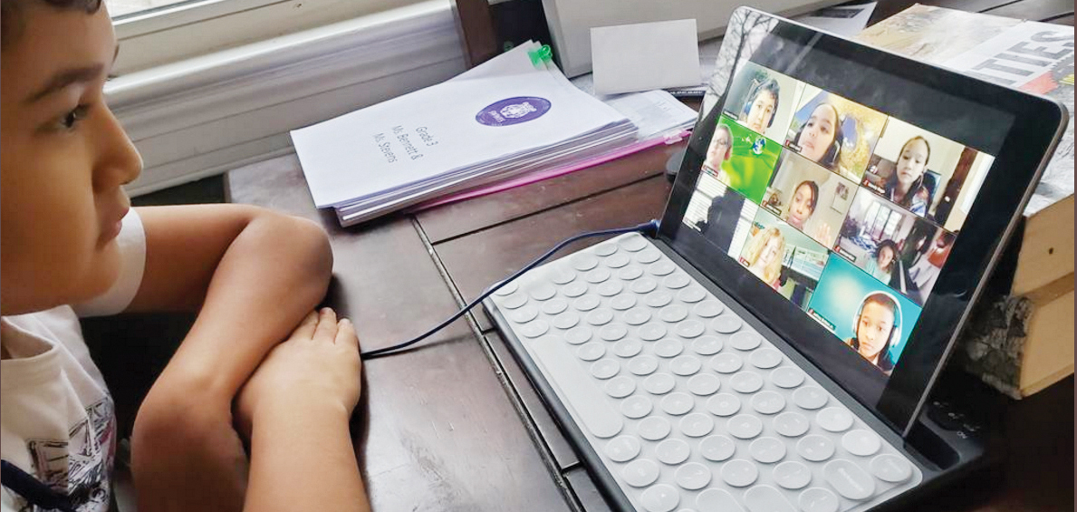 DC comprará laptops y tablets para estudiantes