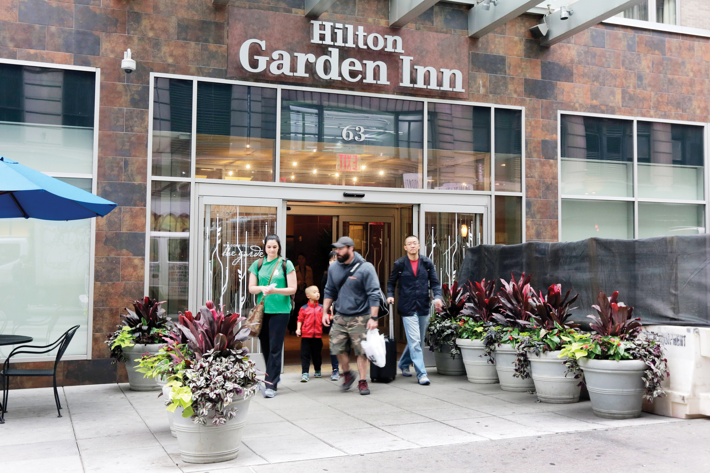 Hilton despide 2100 empleados