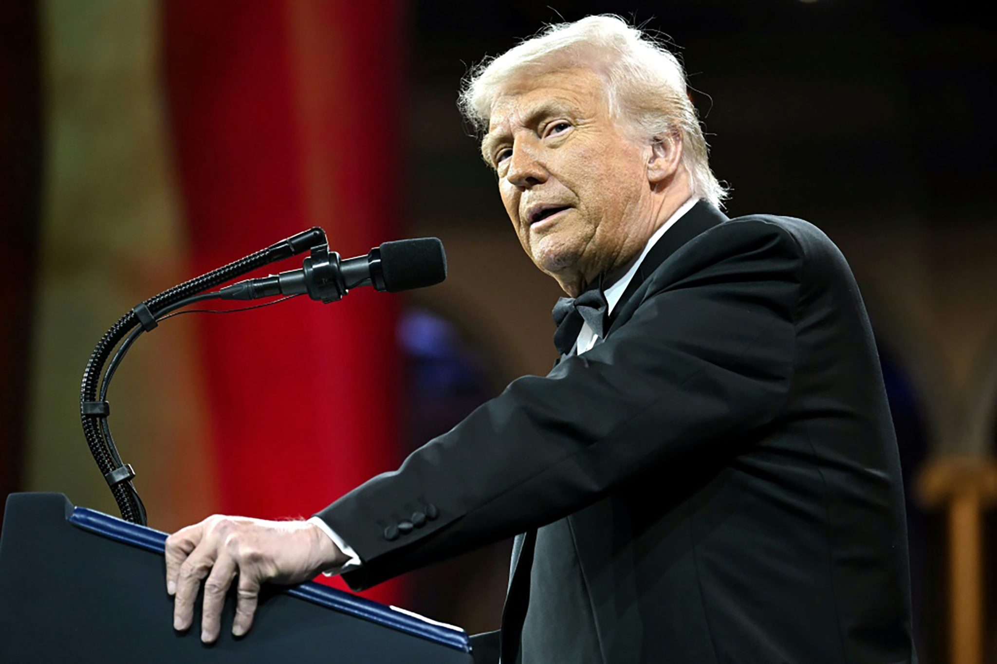 El Gobierno de Trump demanda a diócesis católica