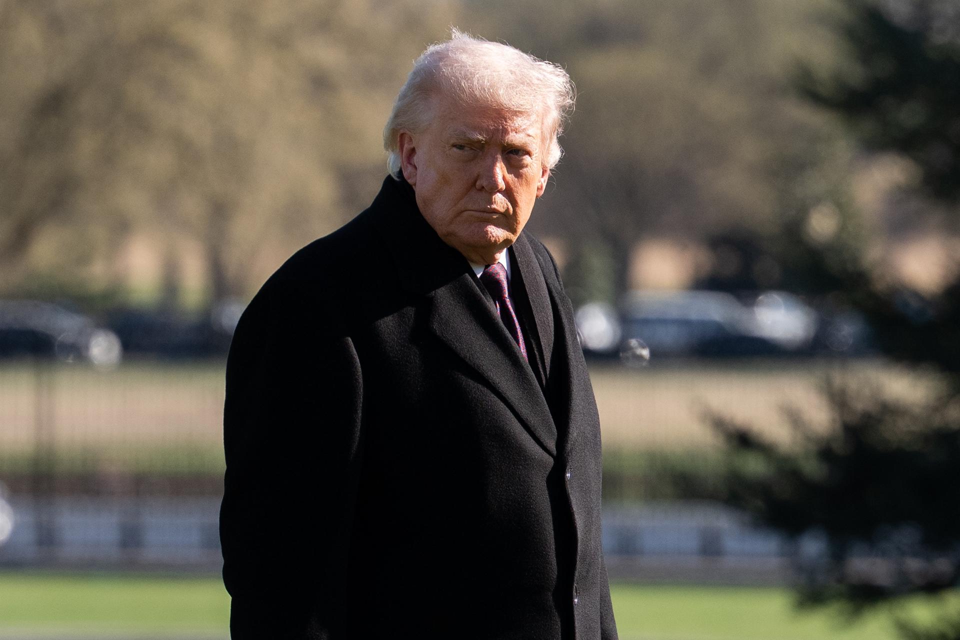 Demandan a Trump y DeSantis