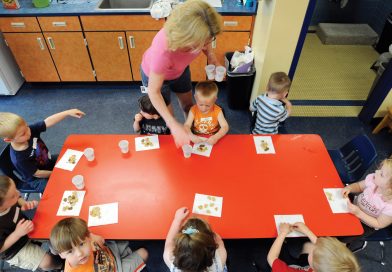 Contratará a más de 50 asesores docentes para apoyar a los maestros