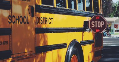 DC agrega cámaras de parada a algunos autobuses escolares