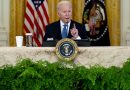 Biden cancela más préstamos estudiantiles