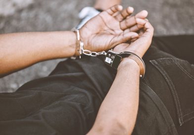 Arrestan a adolescente por tiroteo de bienvenida de la Universidad de Howard Arrestan a adolescente por tiroteo de bienvenida de la Universidad de Howard