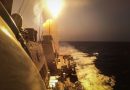 Un destructor estadounidense derriba drones tras ataque a buques en el mar Rojo