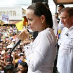 Miles de opositores venezolanos claman un «cambio» desde la tierra natal de Chávez