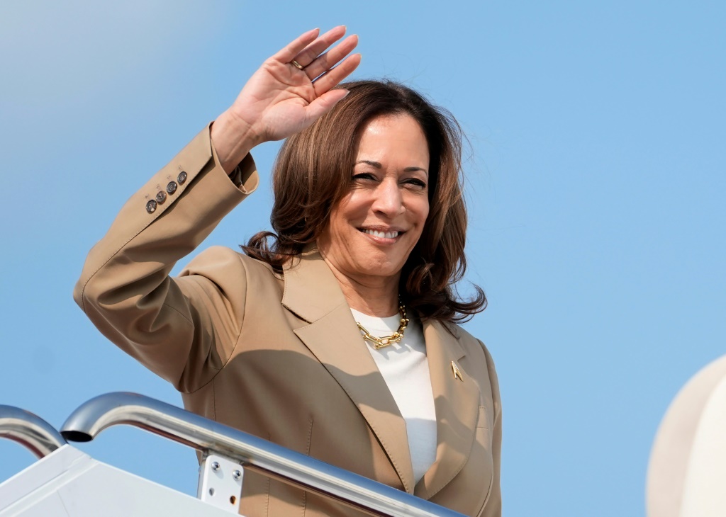 Harris to visit Arizona’s border with Mexico to show her firm stance on immigration