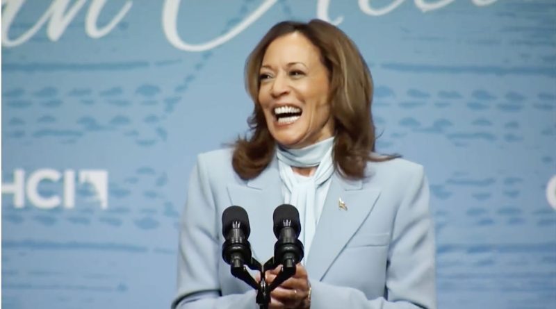 Harris es vista más positivamente por las mujeres hispanas