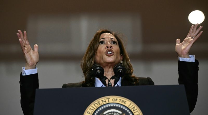 Harris va a frontera con México para sumar puntos en migración