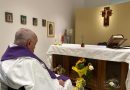 El Vaticano publica la primera foto del papa Francisco desde su hospitalización