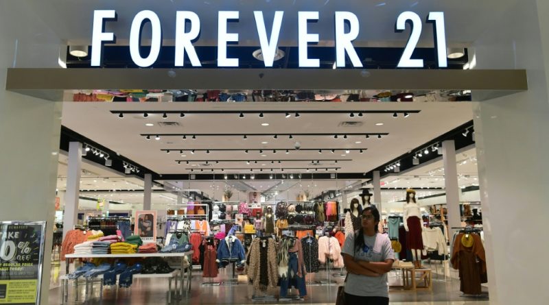 La cadena de vestimenta Forever 21 se declara en bancarrota, por segunda vez