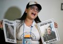 El Salvador frustra la ilusión de familiares de venezolanos de verlos en la megaprisión