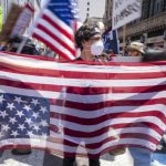 Famosos mexicanos, en la mira por su postura ante las redadas migratorias en EEUU