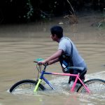 Alcalde atiende un parto en medio de una tormenta en el noreste de México