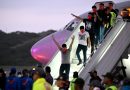 Llegan a Venezuela migrantes liberados de megacárcel salvadoreña tras canje con EEUU