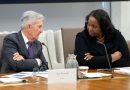 Audiencia termina sin fallo sobre intento de Trump de destituir a gobernadora de la Fed