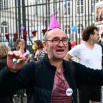 El Parlamento tumba el segundo gobierno de Francia en nueve meses El Parlamento tumba el segundo gobierno de Francia en nueve meses