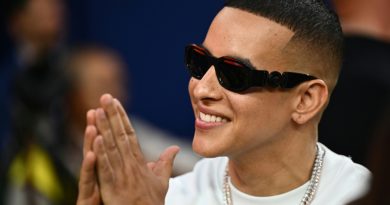 Daddy Yankee y Puerto Rico se asocian para impulsar el fútbol en la isla Daddy Yankee y Puerto Rico se asocian para impulsar el fútbol en la isla