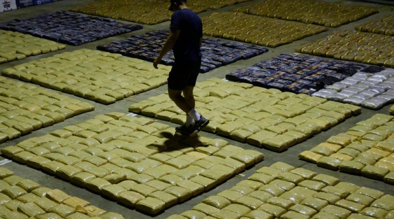 Colombia detiene la compra de armas a EEUU tras el fin de la certificación como aliado antidrogas