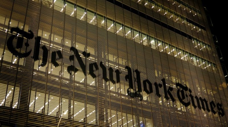 Trump exige por 15.000 millones de dólares al New York Times por difamación
