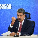 Maduro llevará militares a los barrios para entrenar a la población
