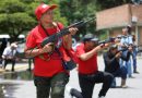 Venezuela entrena militarmente a civiles ante un eventual ataque de EEUU