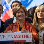 La candidata presidencial de Chile Matthei promete cerrar la frontera a los irregulares La candidata presidencial de Chile Matthei promete cerrar la frontera a los irregulares