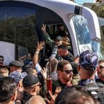 «Como volver a nacer», los palestinos liberados de prisión por Israel se reúnen con sus familias «Como volver a nacer», los palestinos liberados de prisión por Israel se reúnen con sus familias