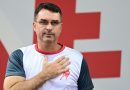 Un hijo de Bolsonaro sugiere que EEUU bombardee lanchas de narcos en Brasil