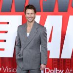 Glen Powell reinventa film «El sobreviviente» en el papel de Schwarzenegger Glen Powell reinventa film «El sobreviviente» en el papel de Schwarzenegger