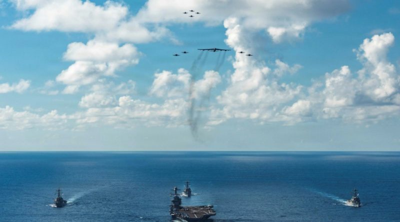 Europa vigila con recelo la escalada militar de EE. UU. cerca de sus enclaves en el Caribe.