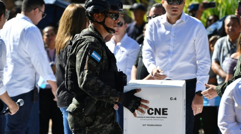 El narco y los militares: protagonistas clave de las elecciones en Honduras El narco y los militares: protagonistas clave de las elecciones en Honduras