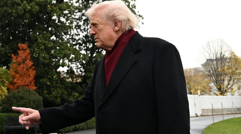 Trump pone en marcha la «Misión Génesis» para impulsar la investigación científica con IA Trump pone en marcha la «Misión Génesis» para impulsar la investigación científica con IA