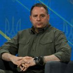 Zelenski destituye a su mano derecha tras una operación anticorrupción