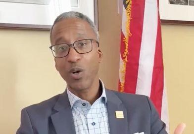 Kenyan McDuffie anuncia su renuncia al Consejo de D.C.