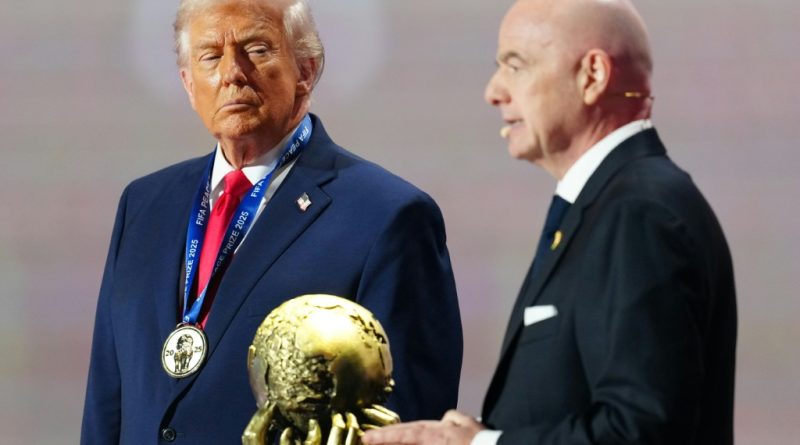 Una ONG denuncia ante la comisión de ética de la FIFA la relación Infantino-Trump Una ONG denuncia ante la comisión de ética de la FIFA la relación Infantino-Trump