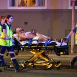 Un padre e hijo matan a 15 personas durante una festividad judía en una playa de Australia