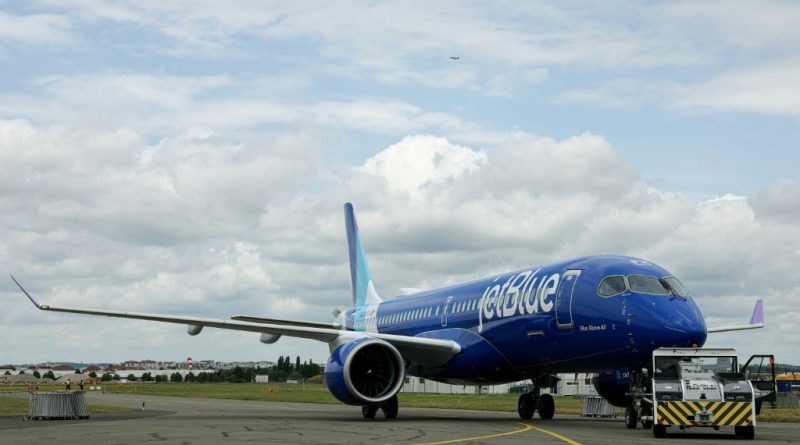 Un piloto comercial dice que casi chocó con un avión militar estadounidense cerca de Venezuela Un piloto comercial dice que casi chocó con un avión militar estadounidense cerca de Venezuela