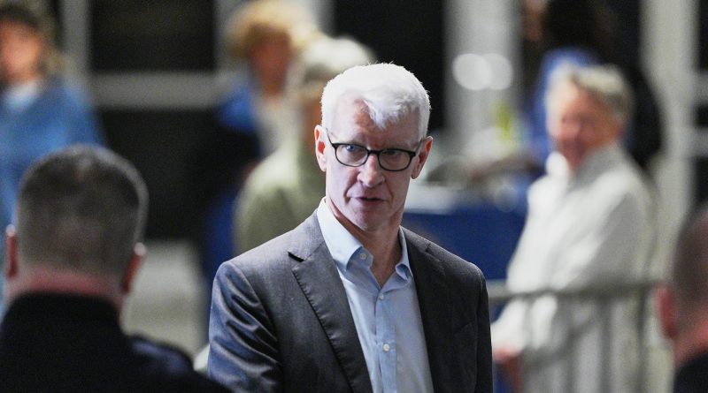 El periodista Anderson Cooper deja el programa ’60 minutes’ después de casi 20 años