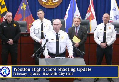 Acusado en tiroteo en la escuela secundaria permanecerá en la cárcel